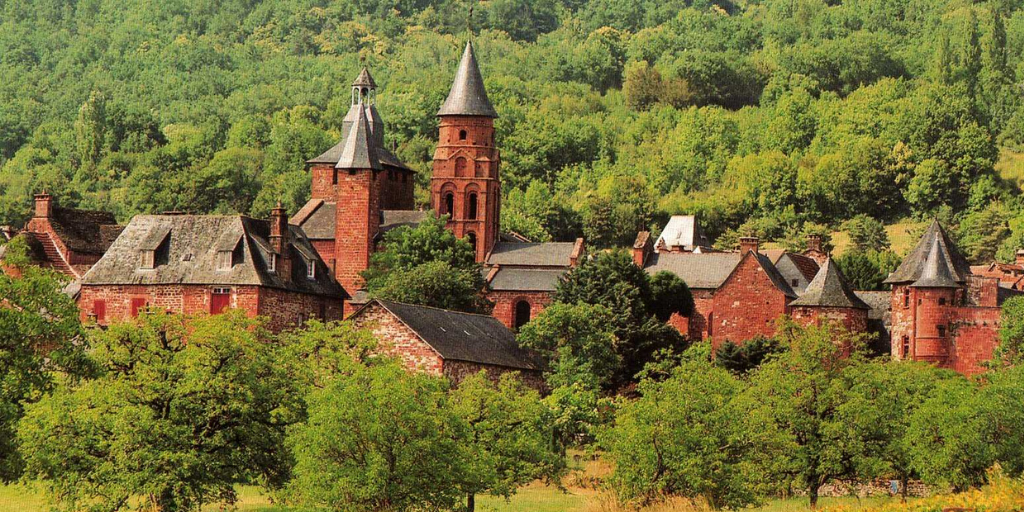 collonges-la-rouge-WP